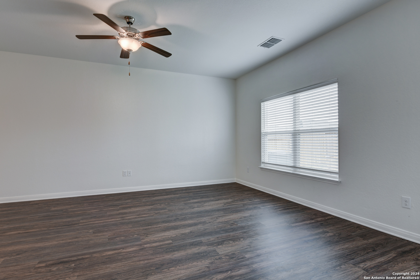 7819 BLUEWATER COVE