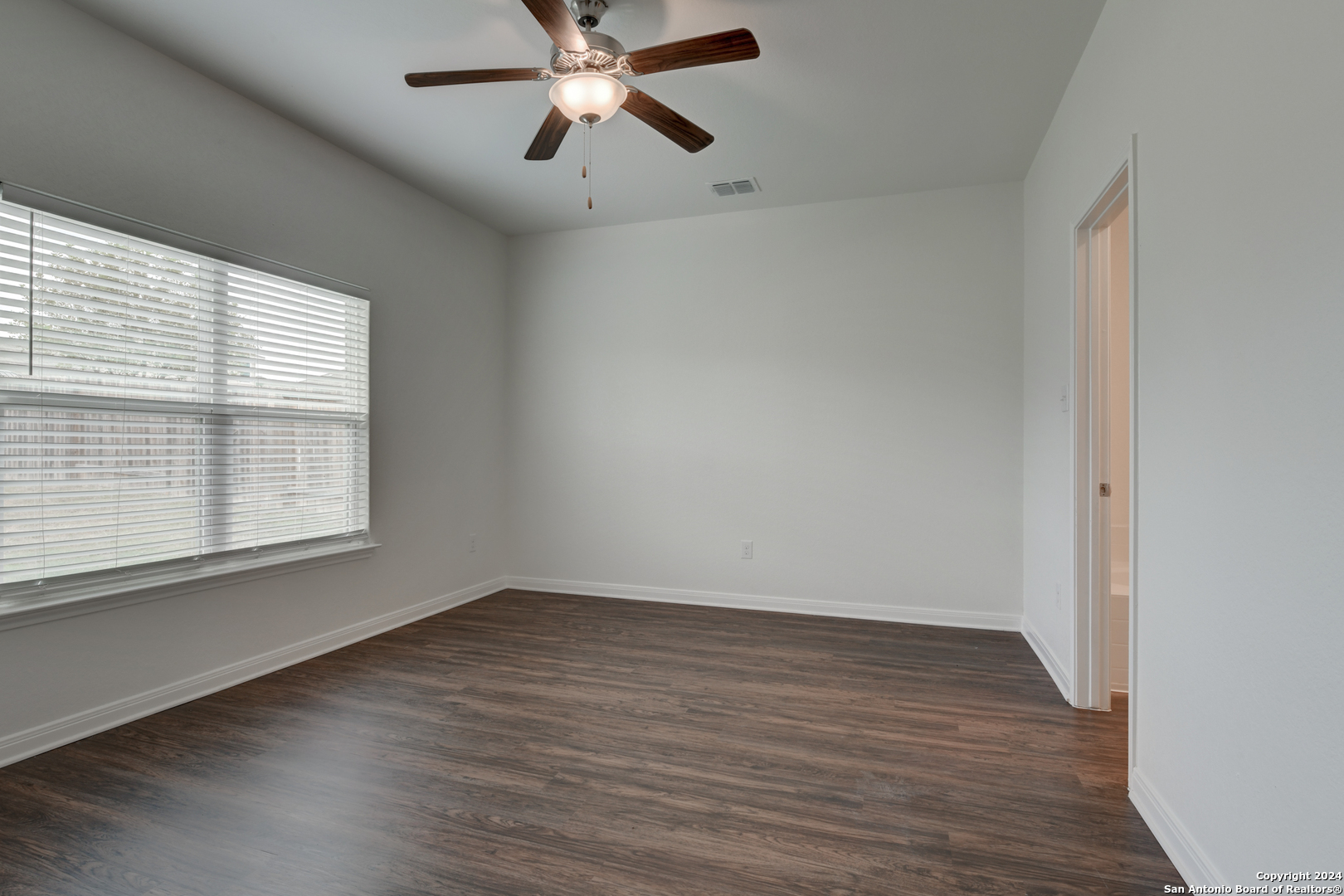 7819 BLUEWATER COVE