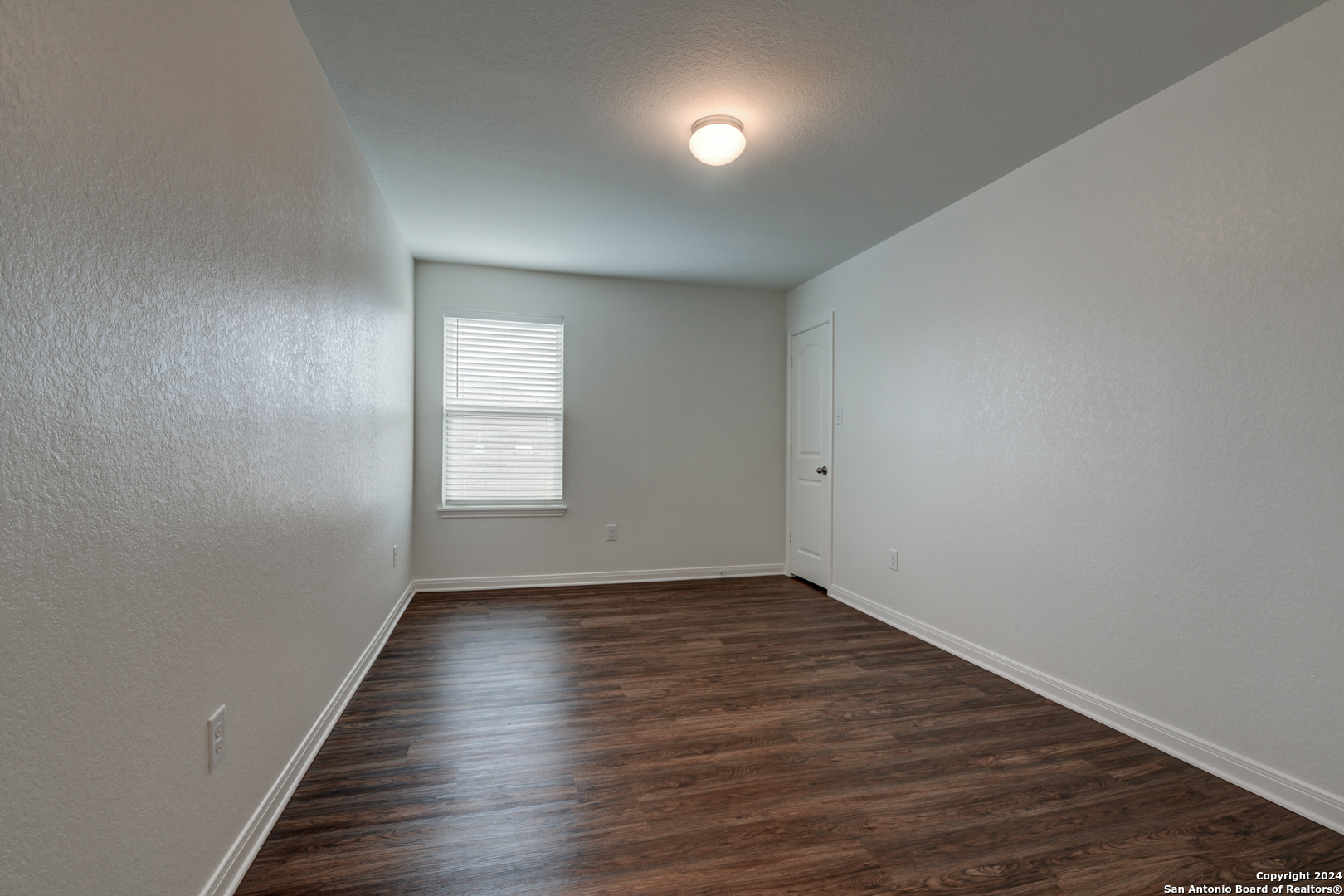 7819 BLUEWATER COVE