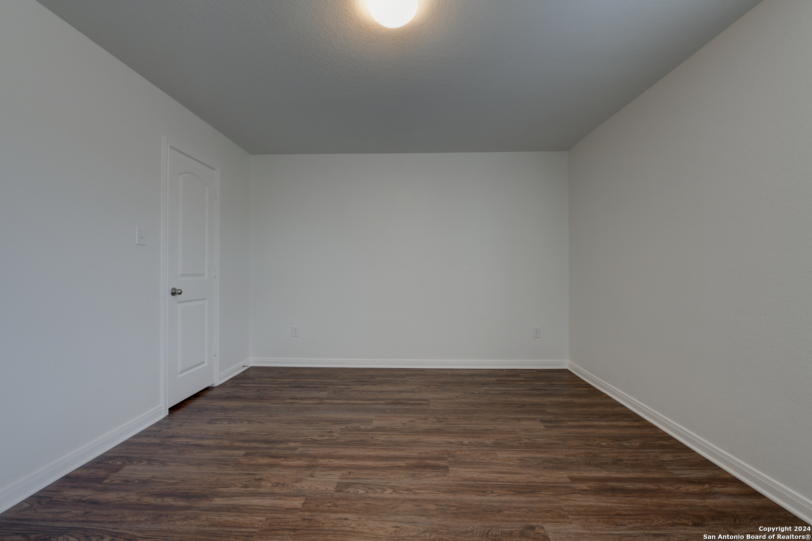 7819 BLUEWATER COVE