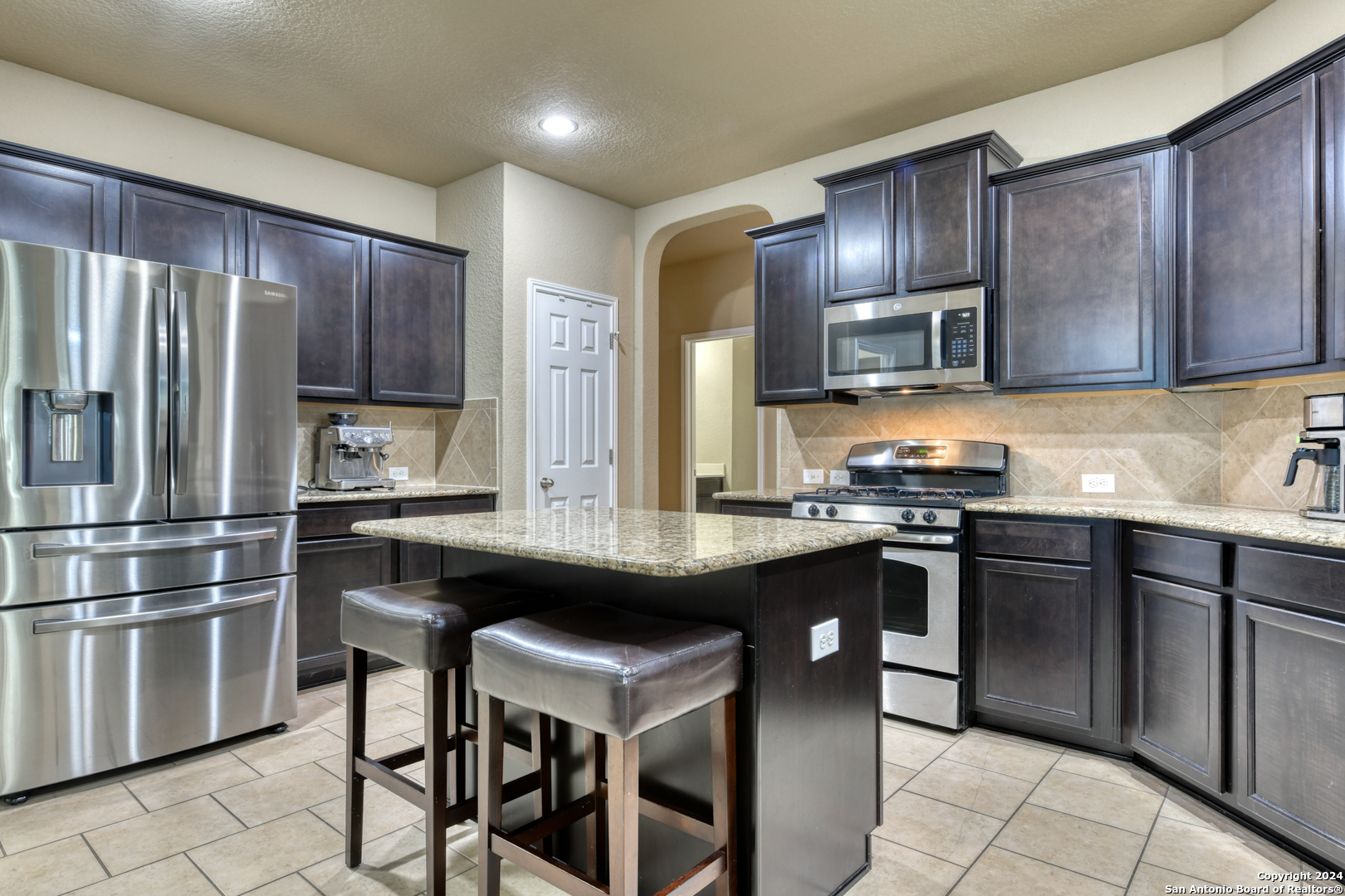 6522 PALMETTO WAY