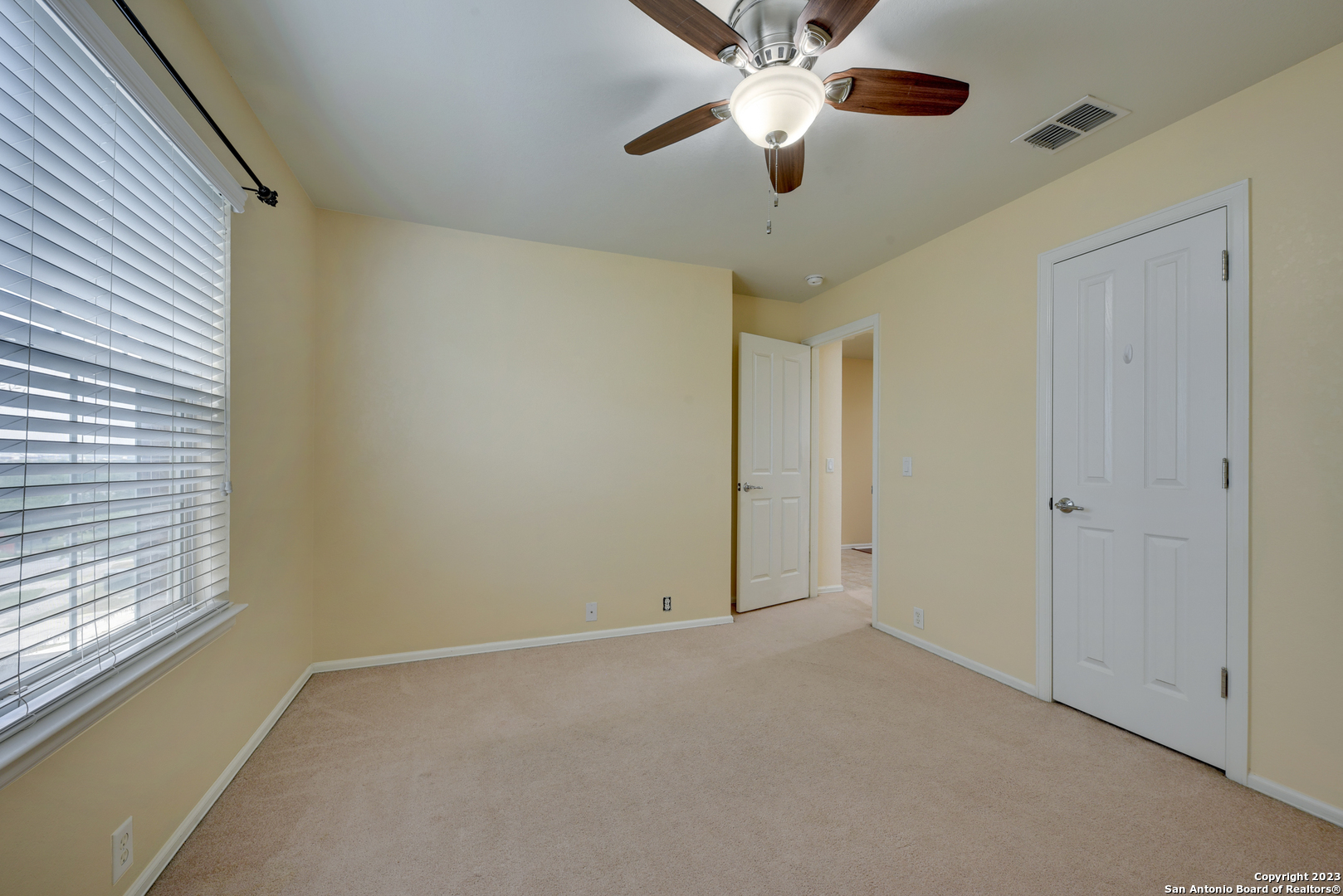 3700 Greenridge