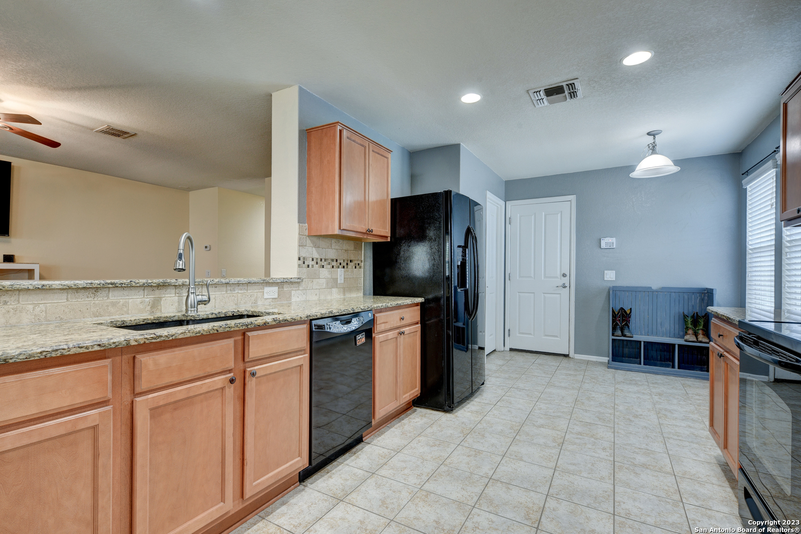 3700 Greenridge