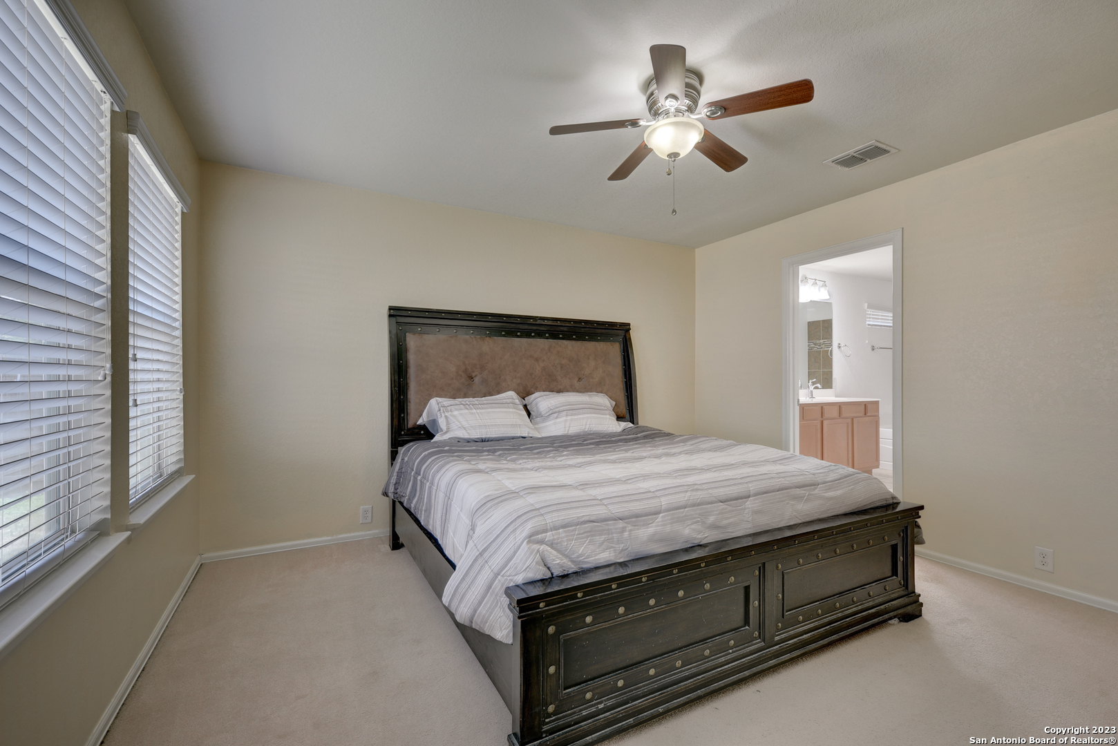 3700 Greenridge