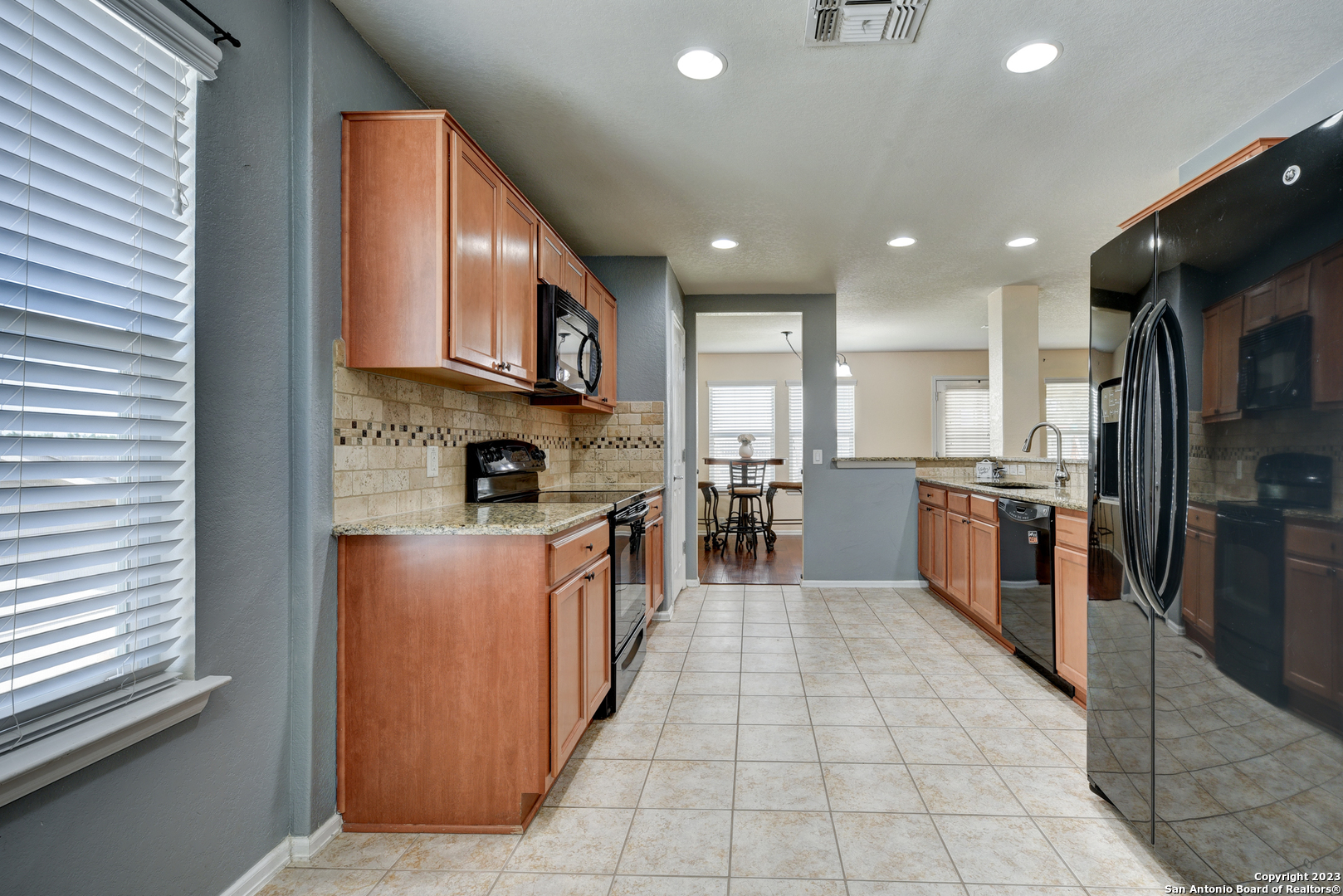 3700 Greenridge