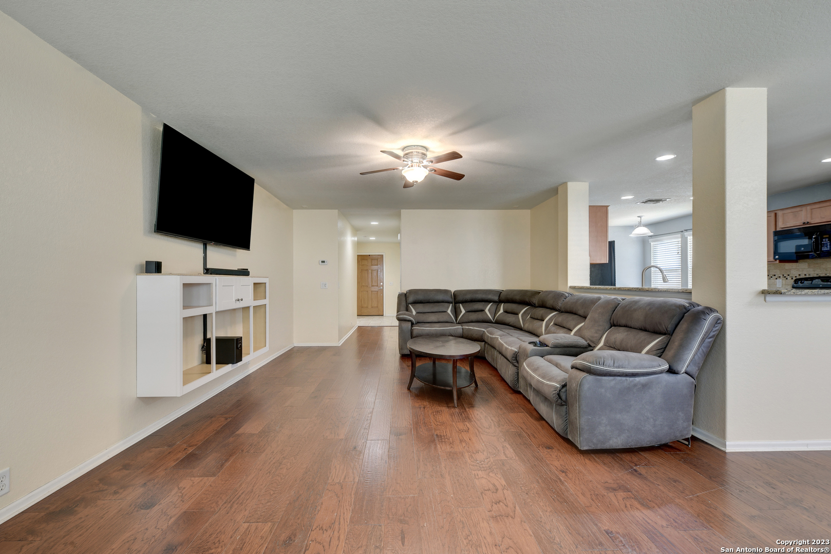 3700 Greenridge