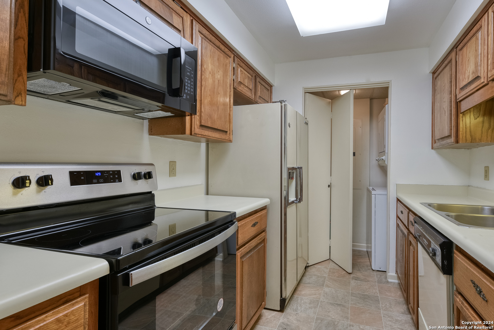 7701 WURZBACH RD 601