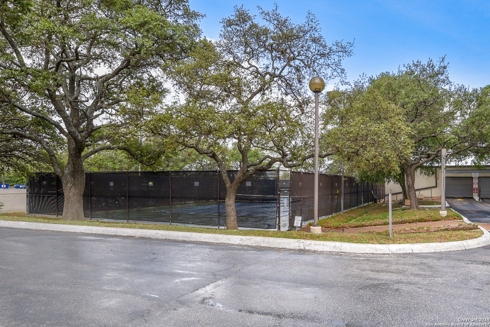 7701 WURZBACH RD 601