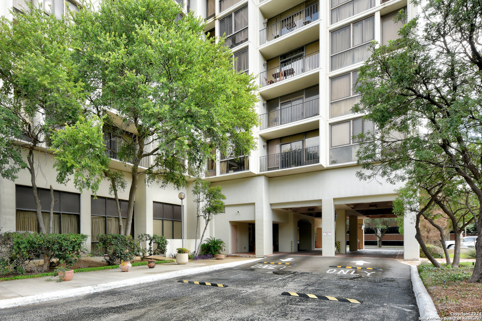 7701 WURZBACH RD 601