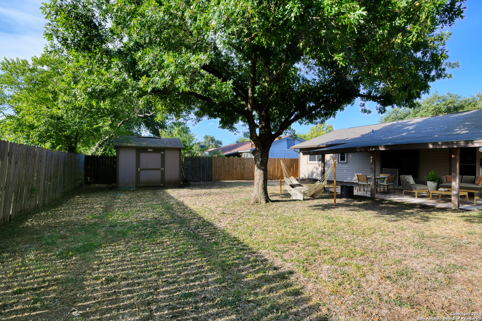 5914 CLIFF VALLEY DR