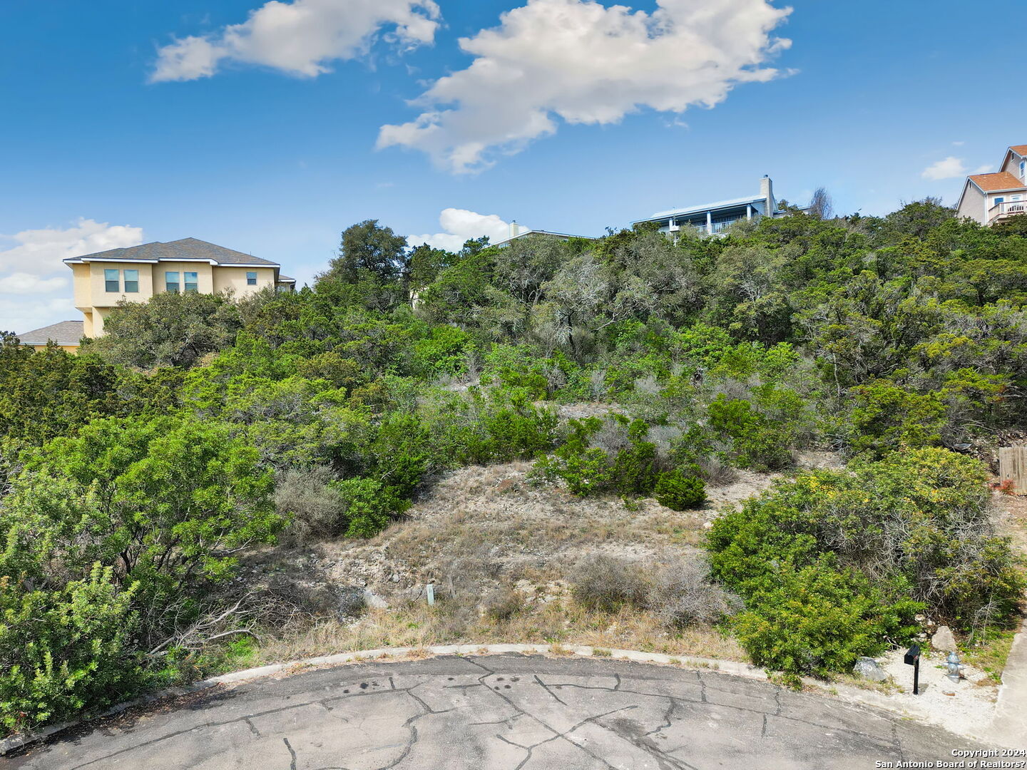 16811 Coyote Ridge