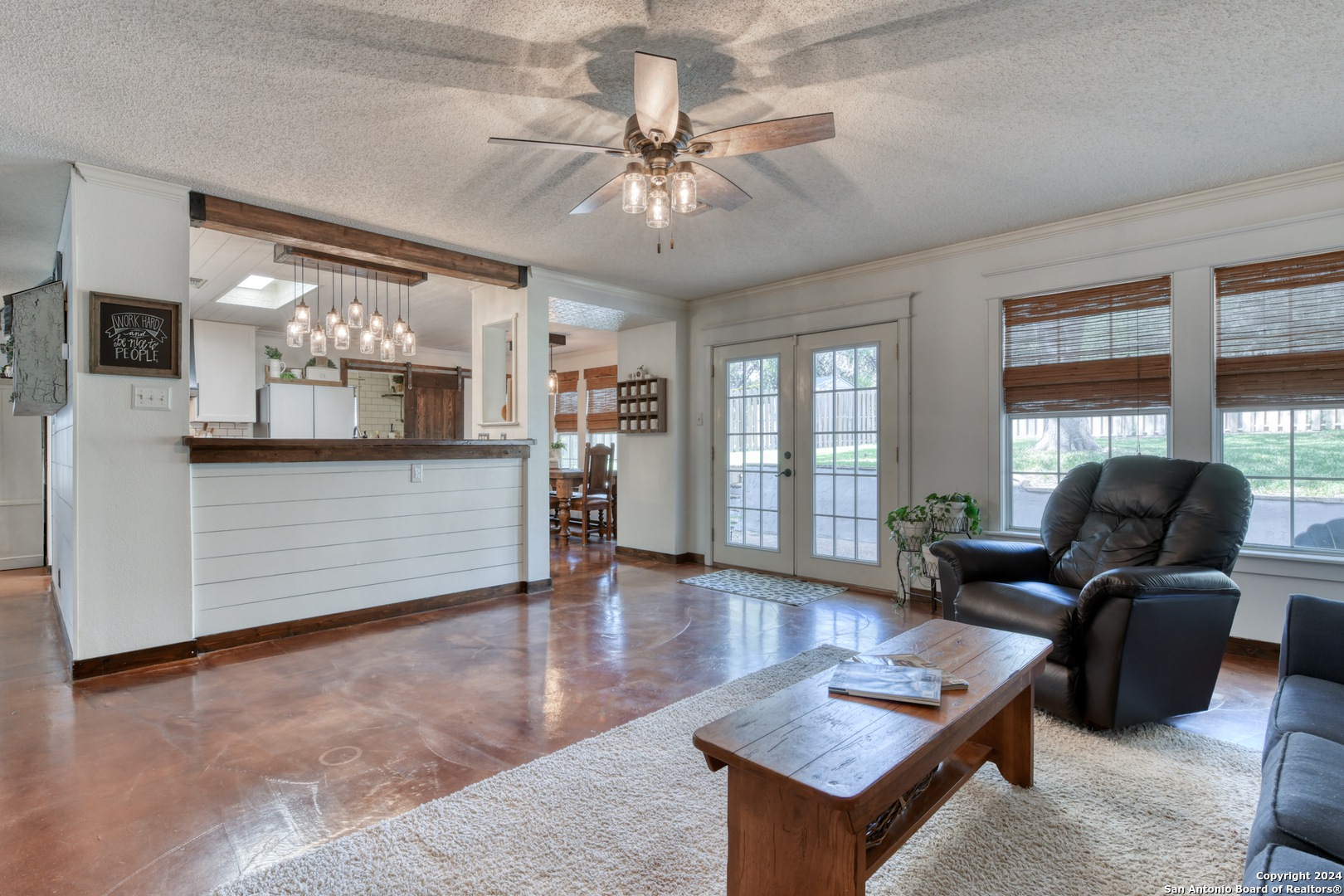 9015 Limestone Hill
