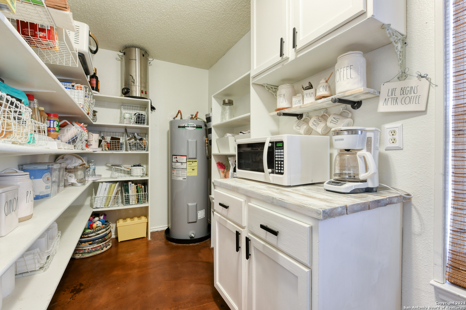 9015 Limestone Hill