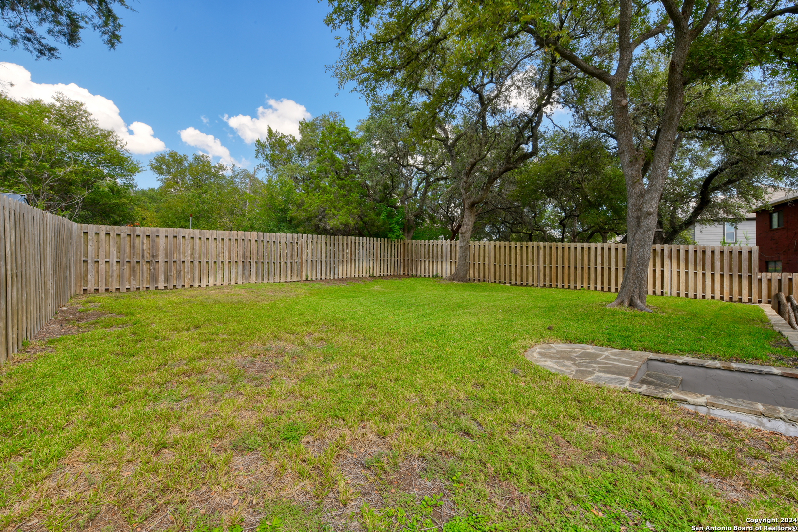9015 Limestone Hill