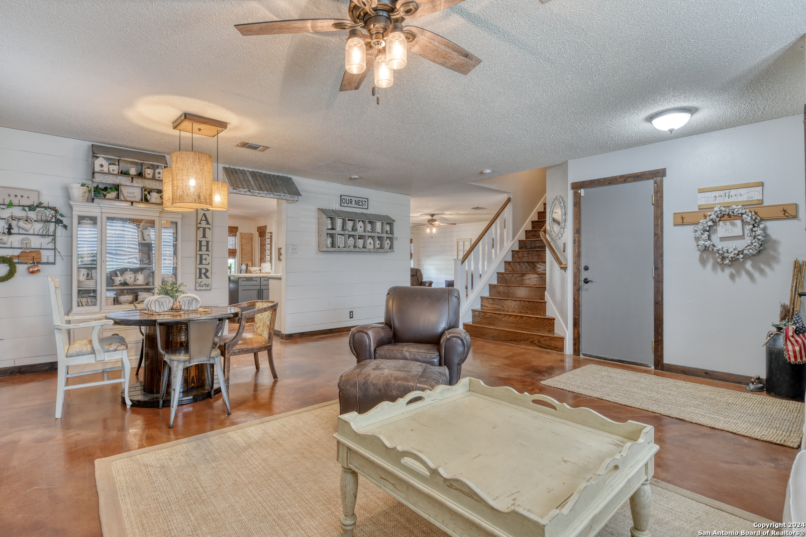 9015 Limestone Hill