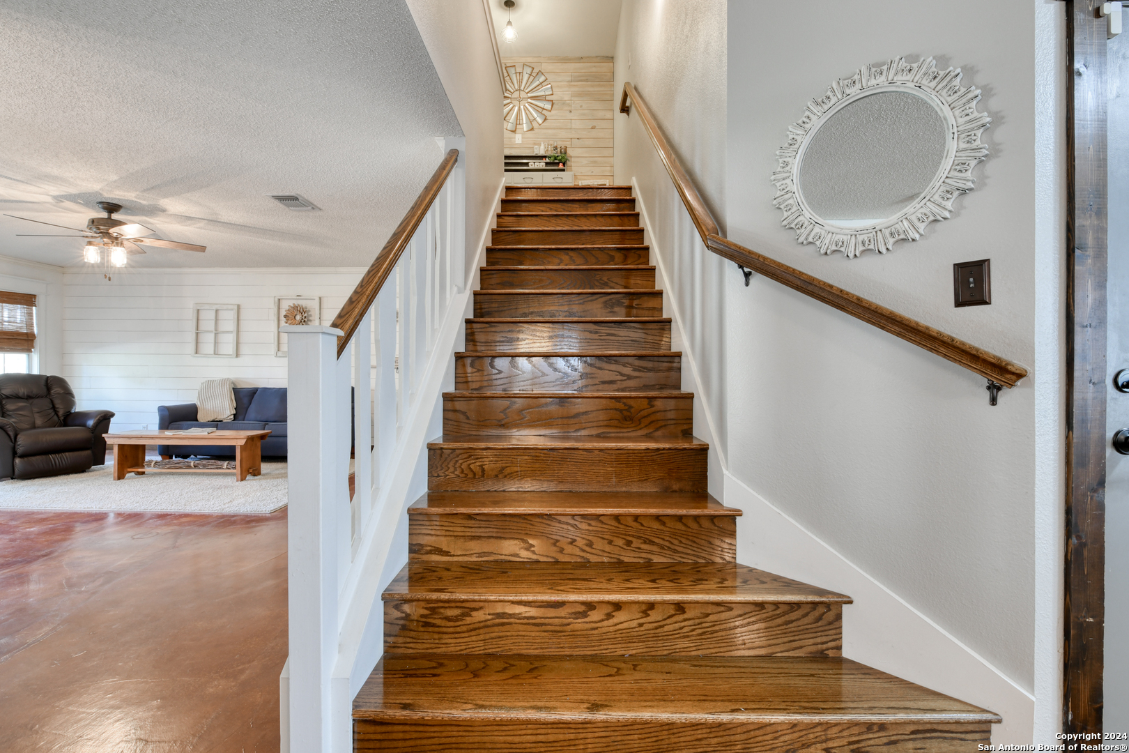 9015 Limestone Hill