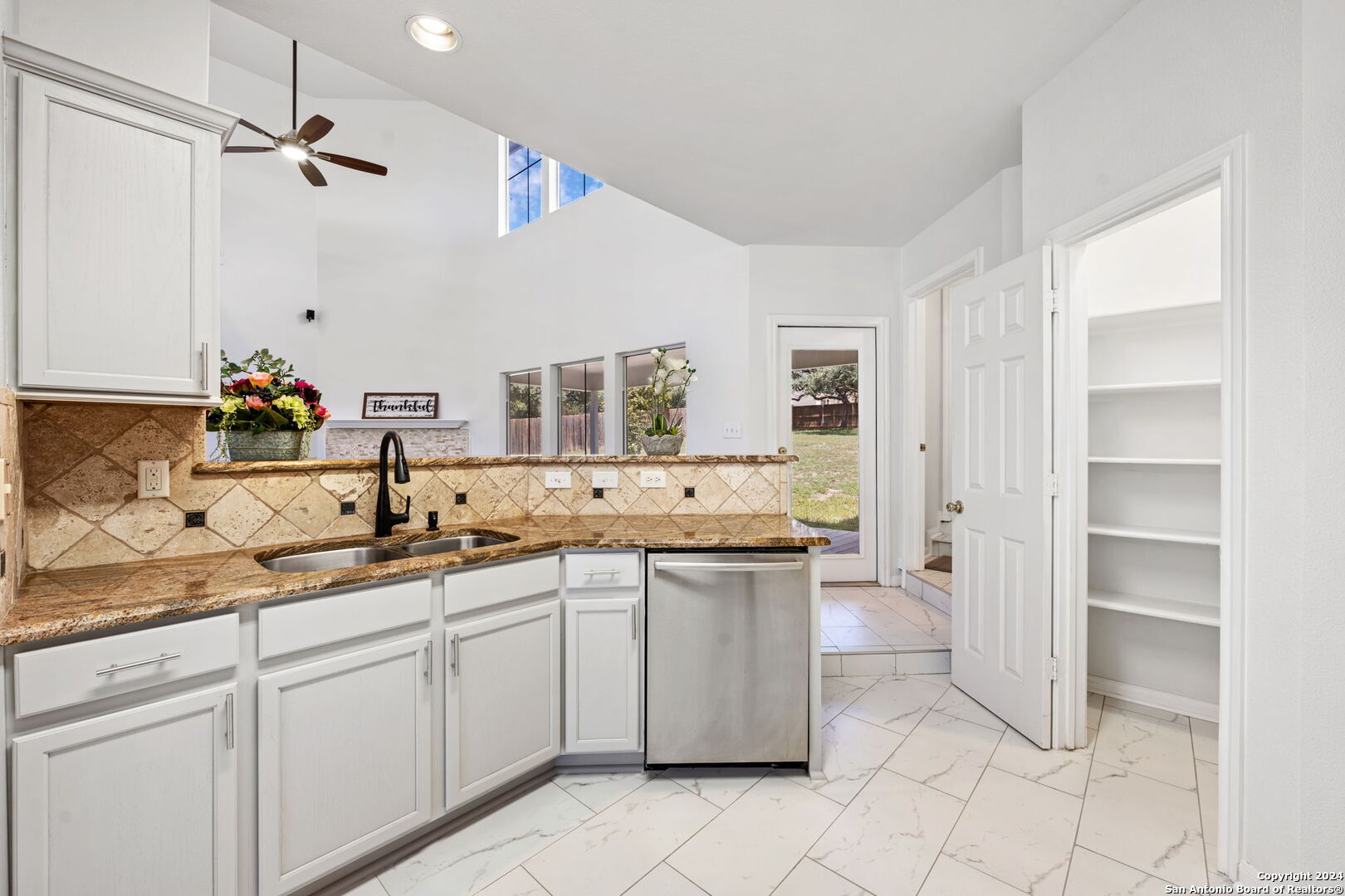 25658 GREEN RIVER DR