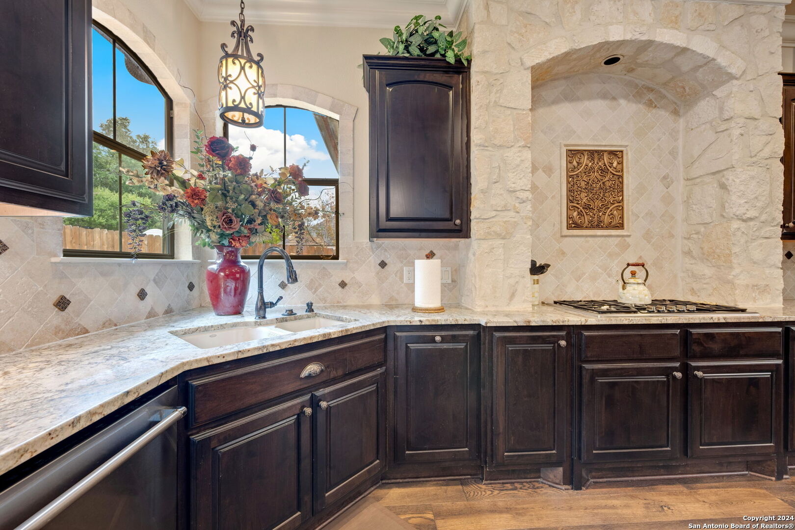 2931 IVORY CREEK