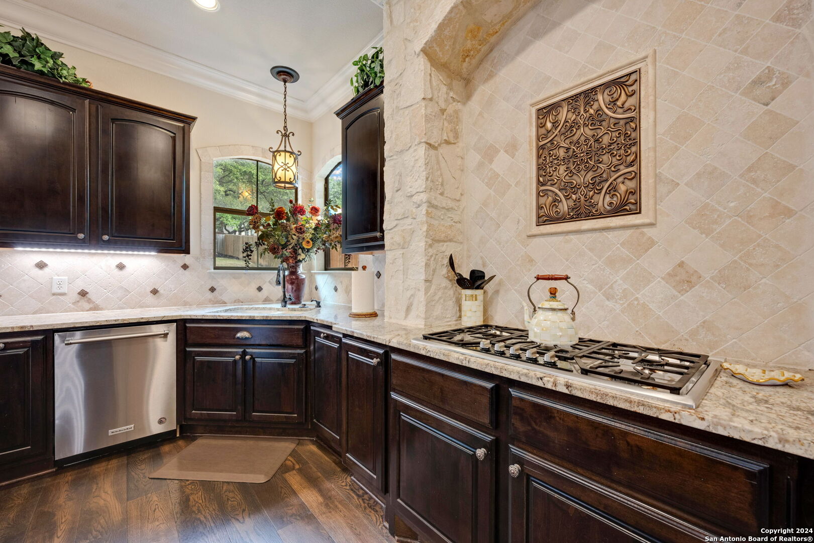 2931 IVORY CREEK