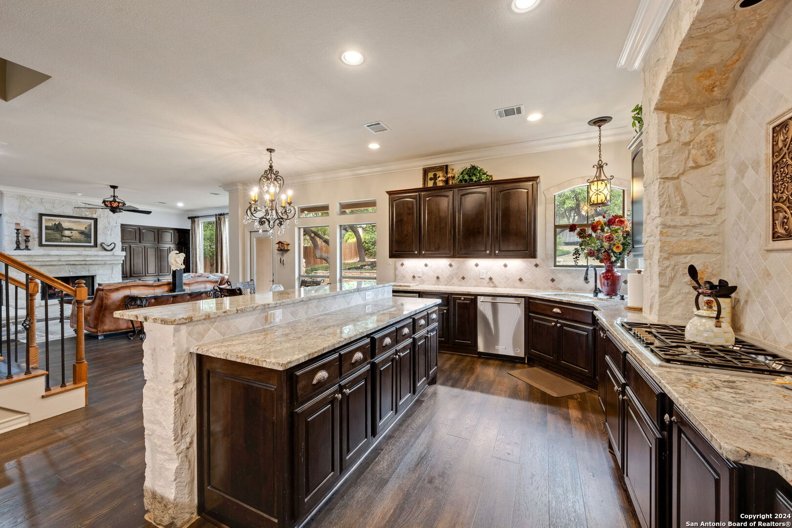 2931 IVORY CREEK