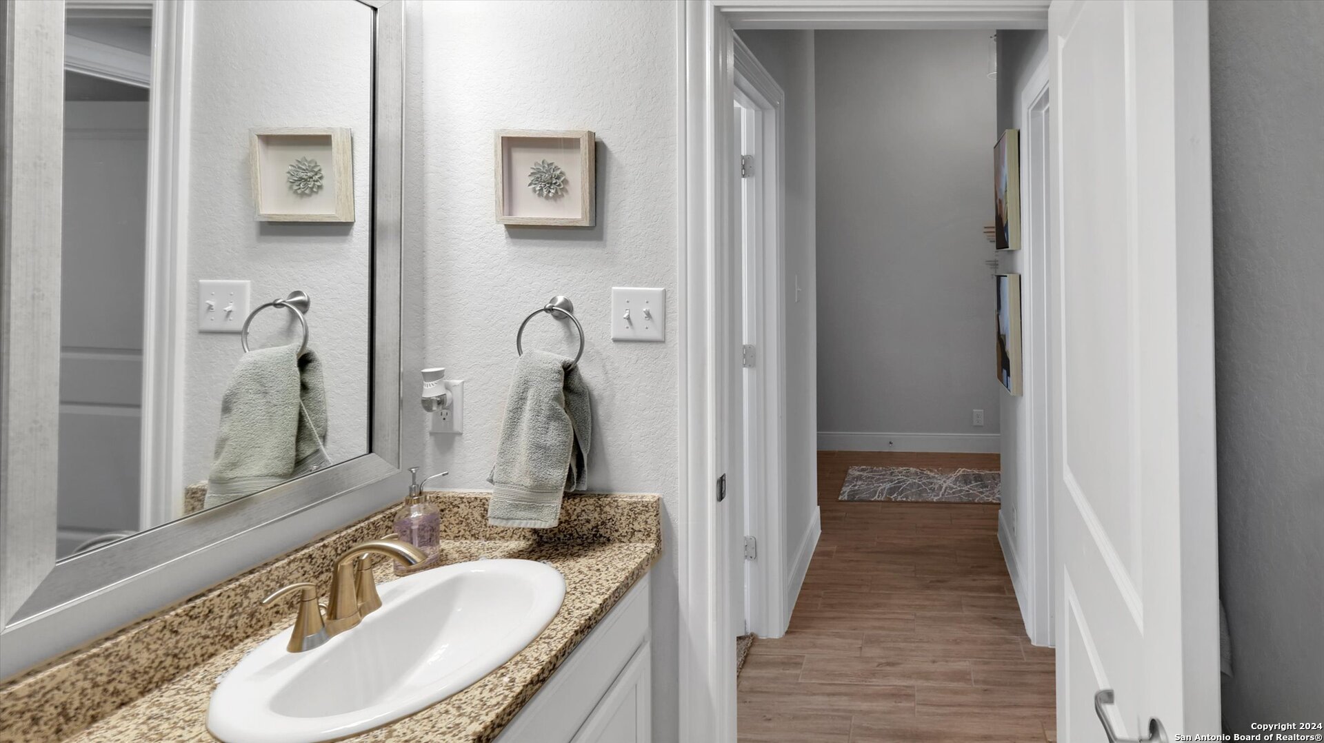 22842 RIO SALADO