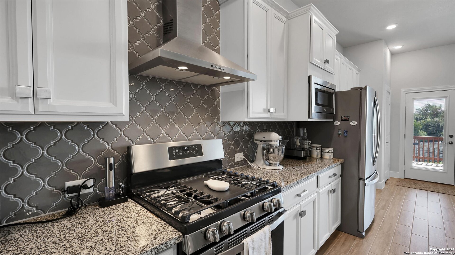 22842 RIO SALADO