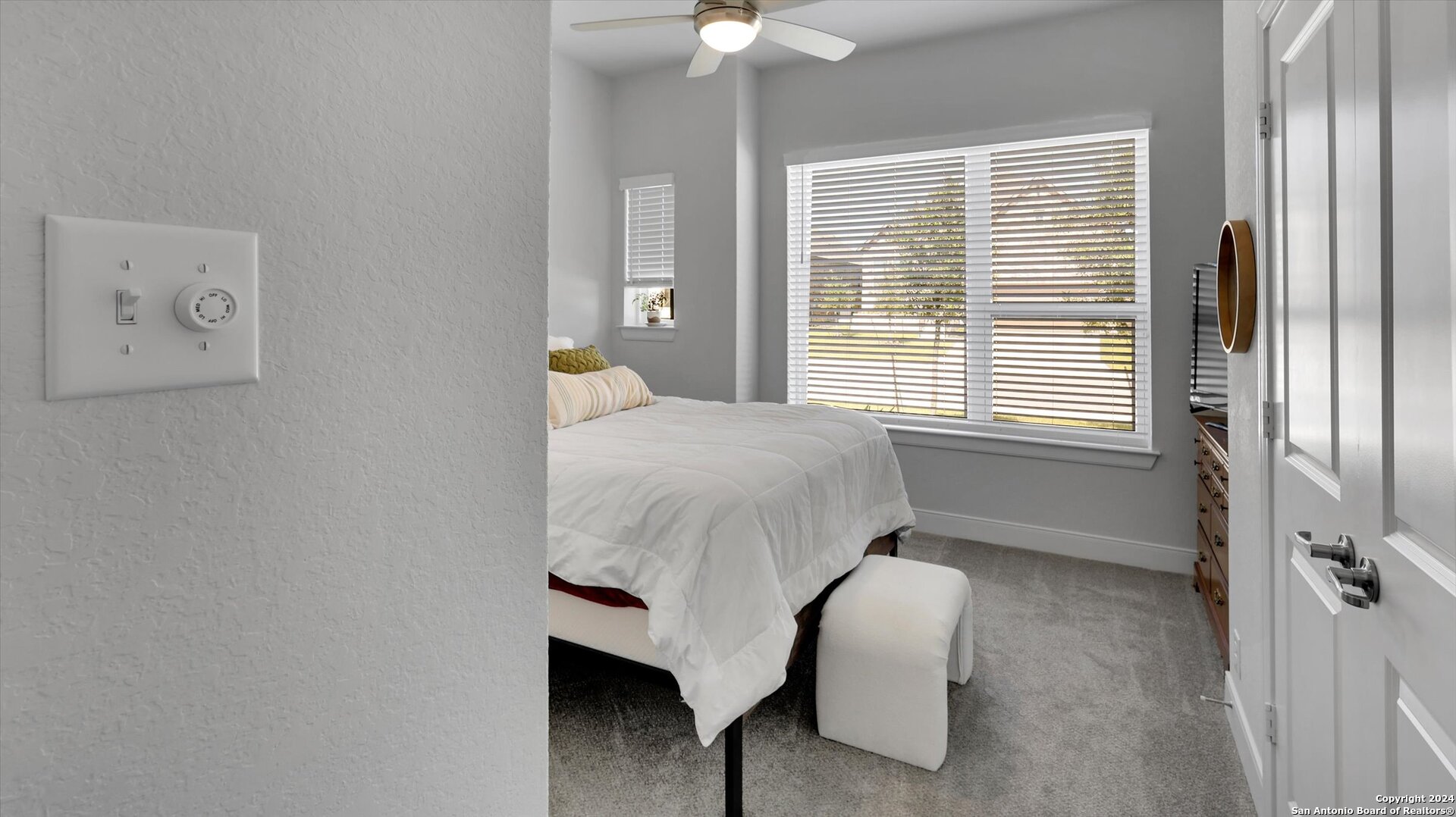 22842 RIO SALADO