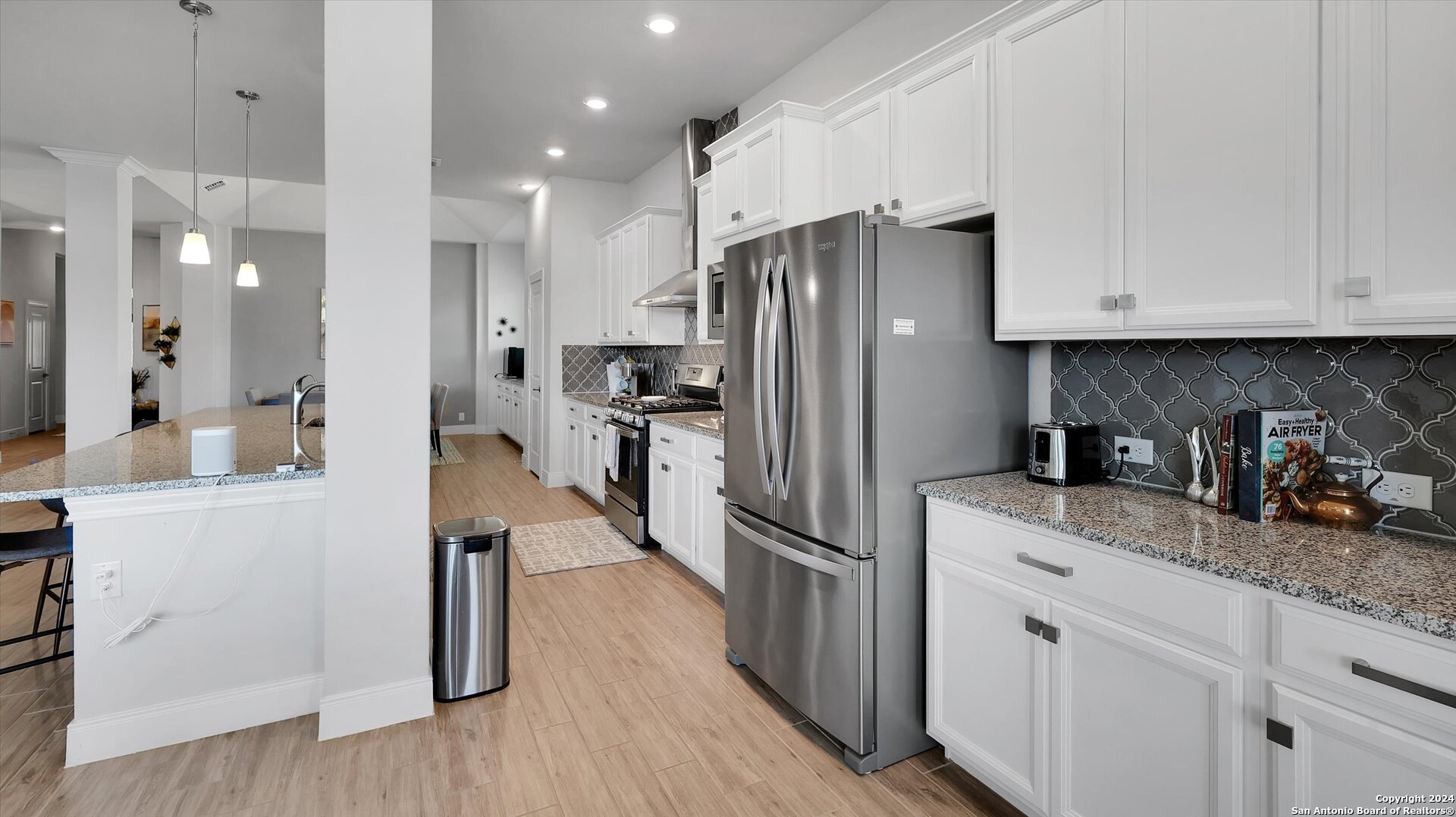 22842 RIO SALADO