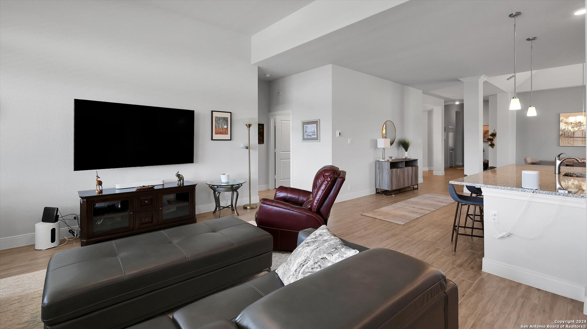 22842 RIO SALADO