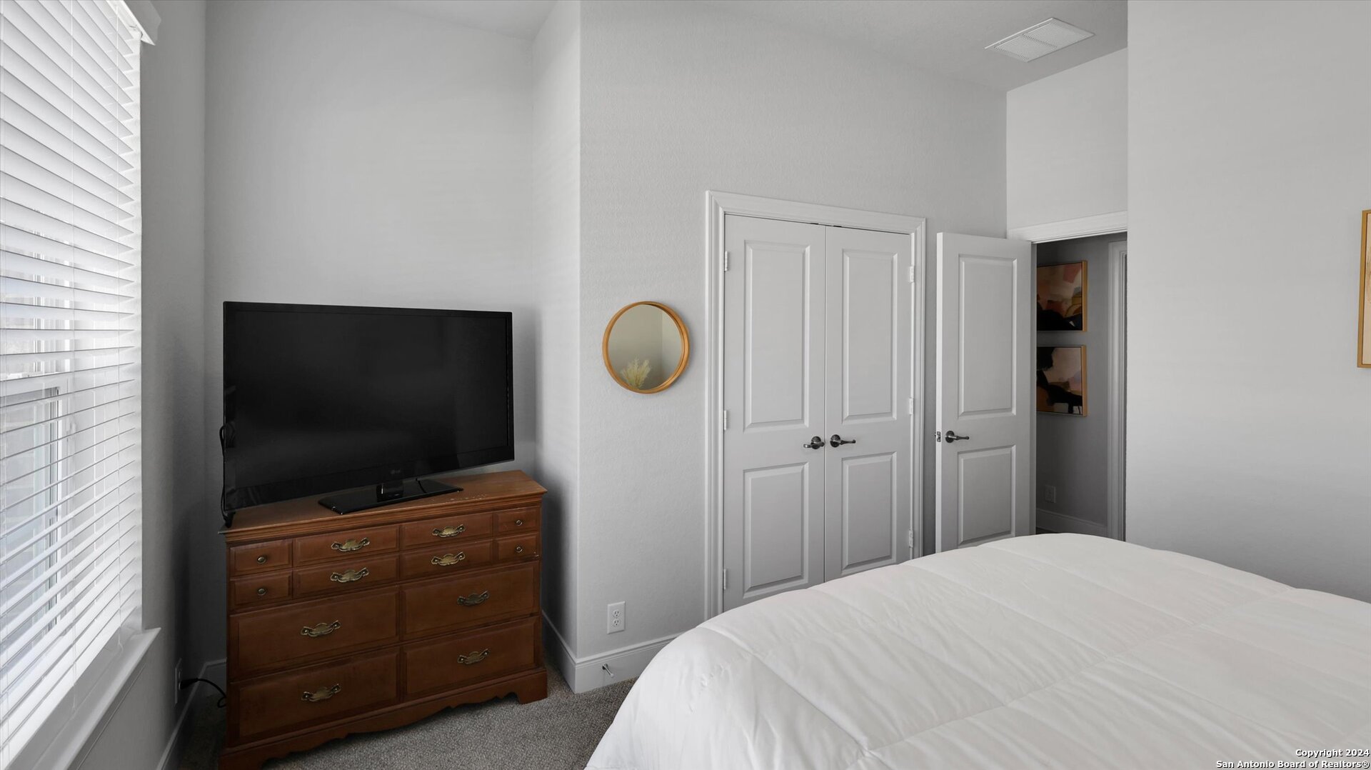 22842 RIO SALADO