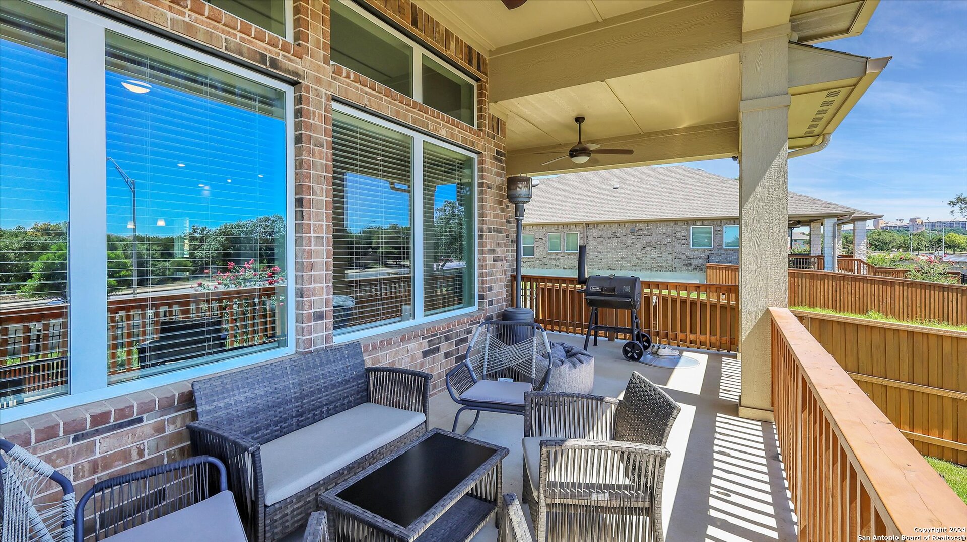 22842 RIO SALADO
