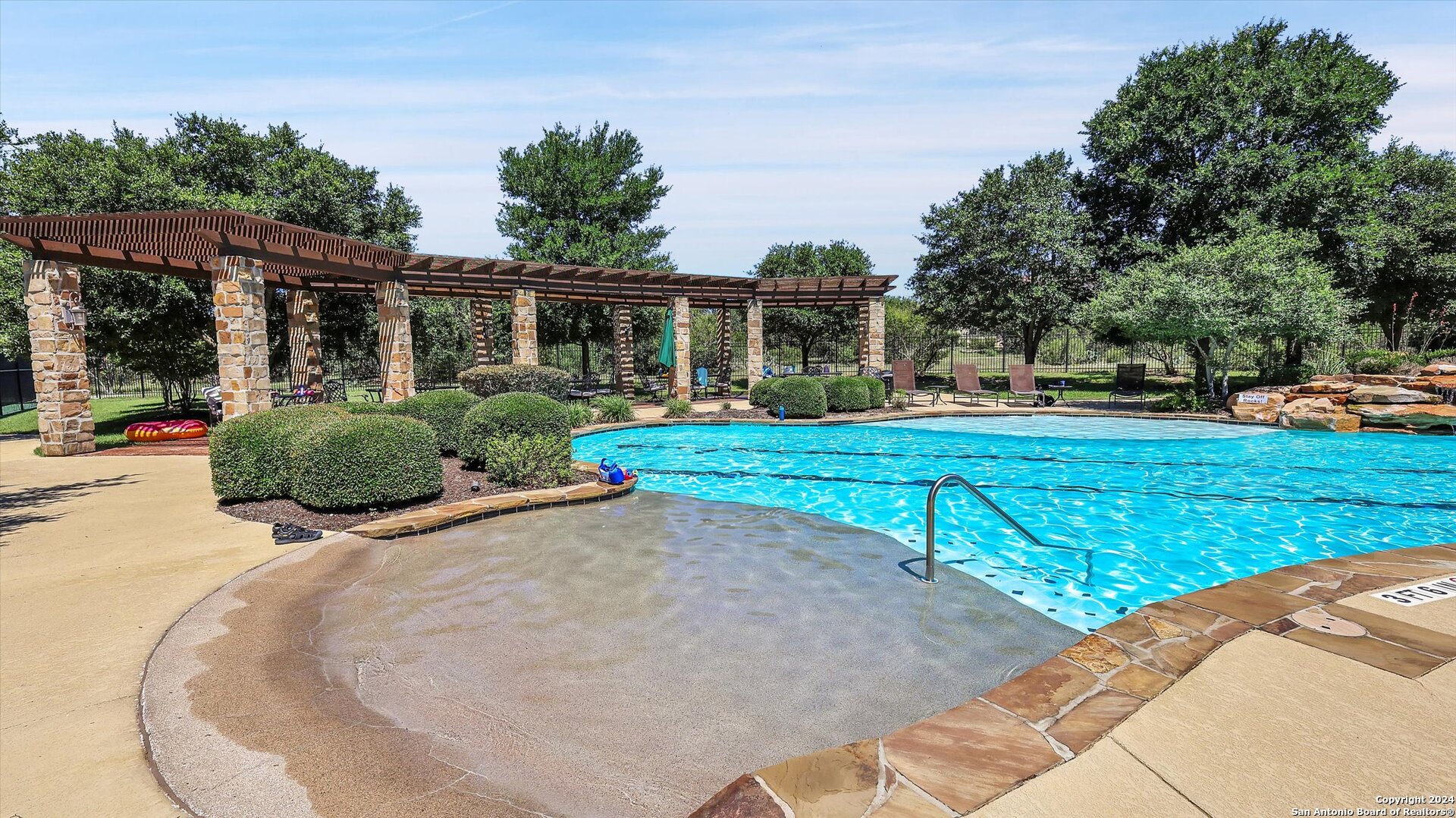 22842 RIO SALADO