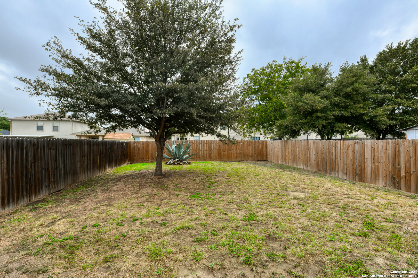 6614 TABAK FARM
