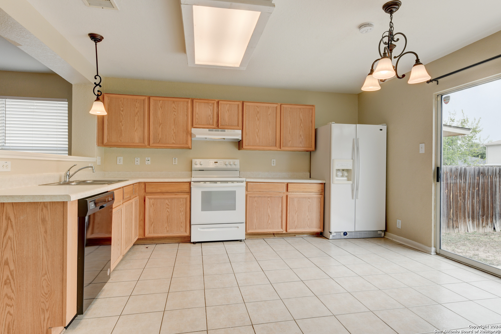 6614 TABAK FARM