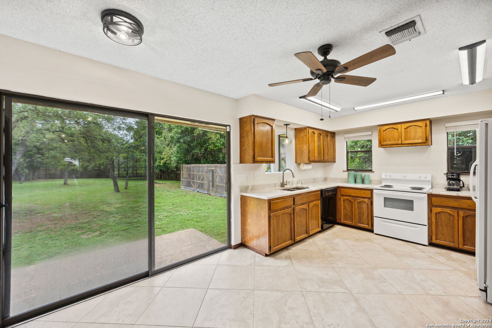 28735 WATERVIEW DR