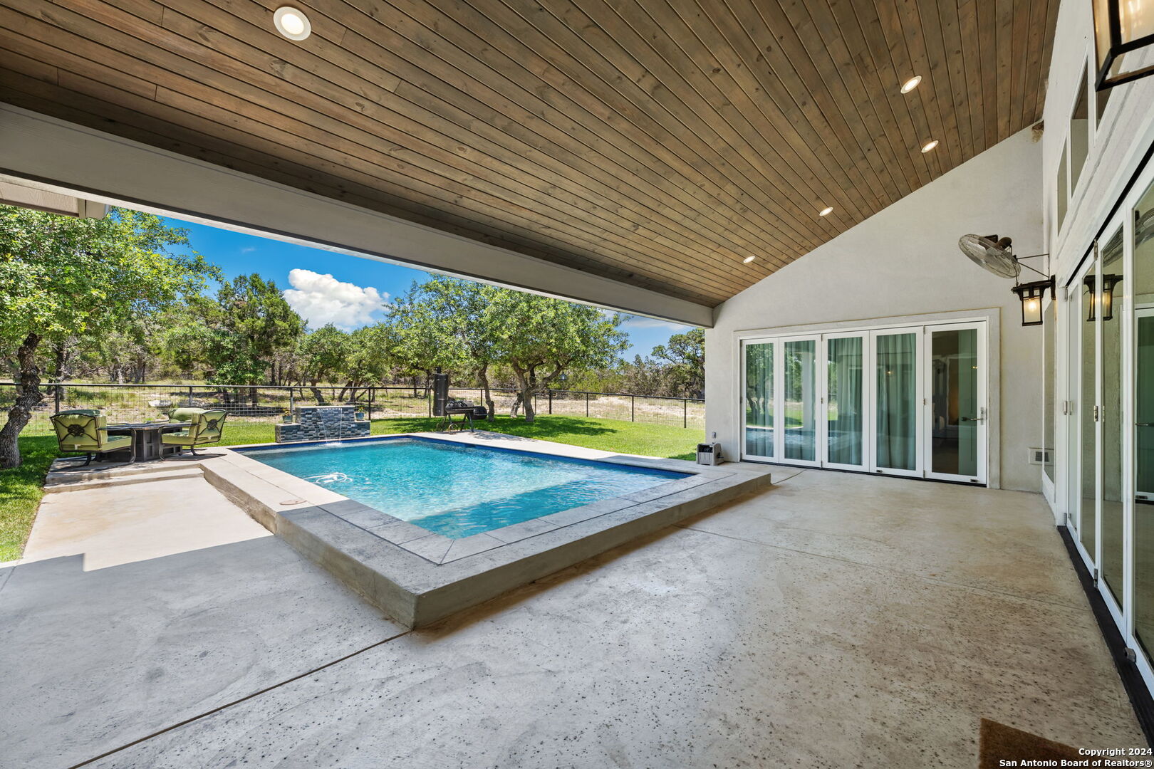 1114 Savanna