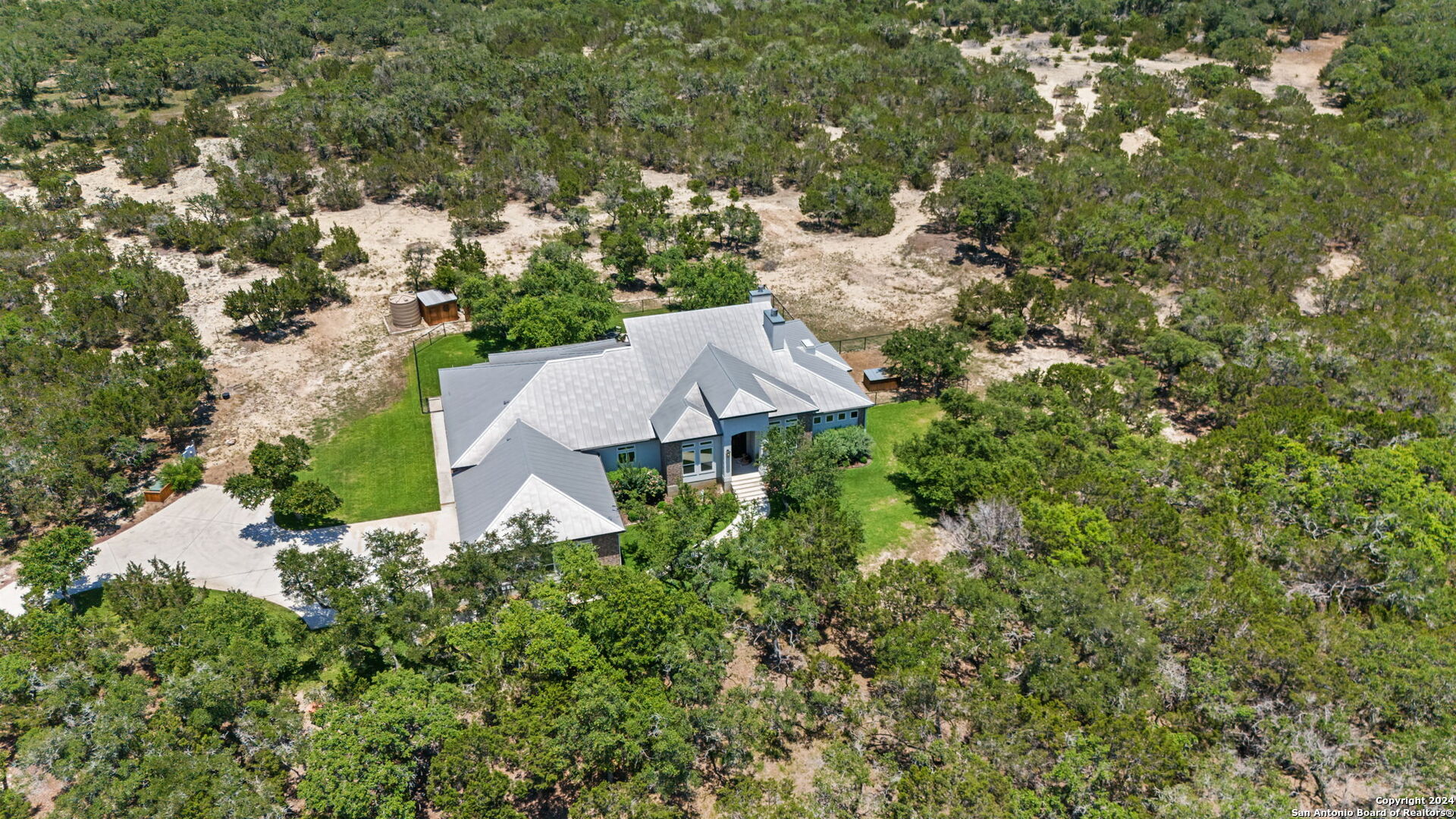 1114 Savanna