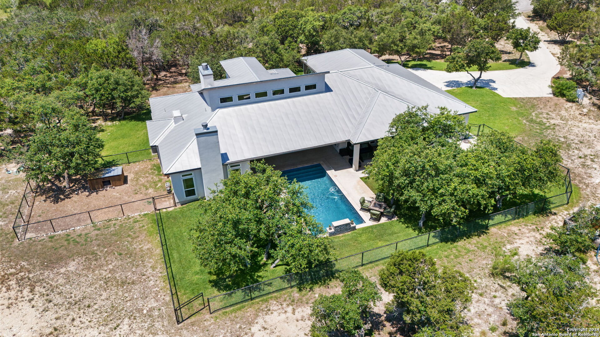 1114 Savanna