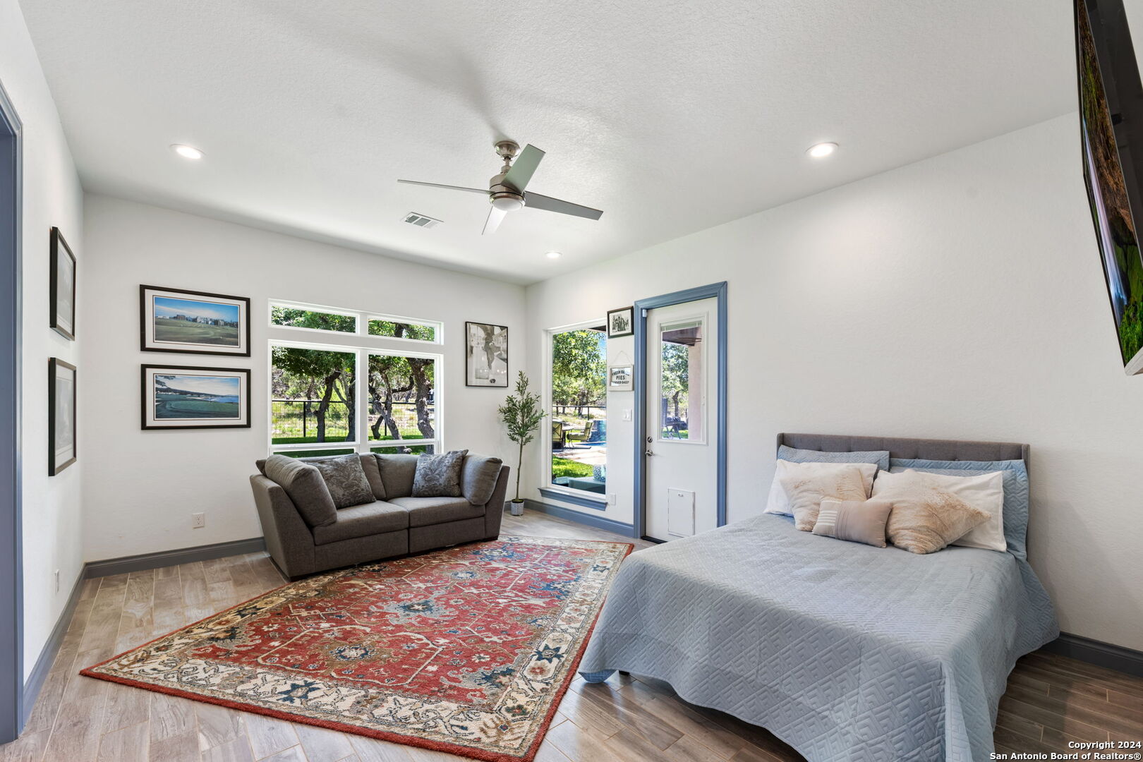 1114 Savanna