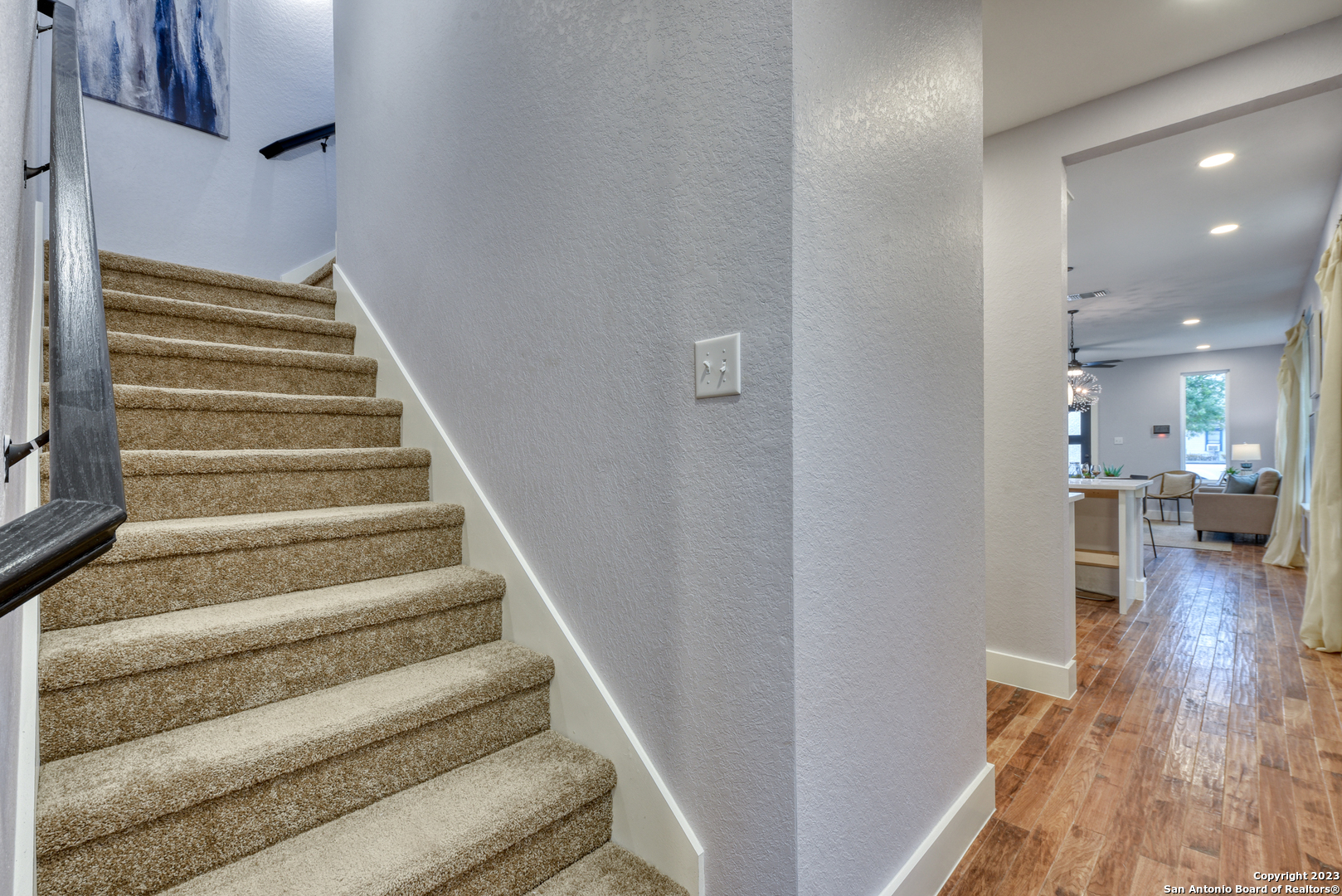 1659 N Center Street