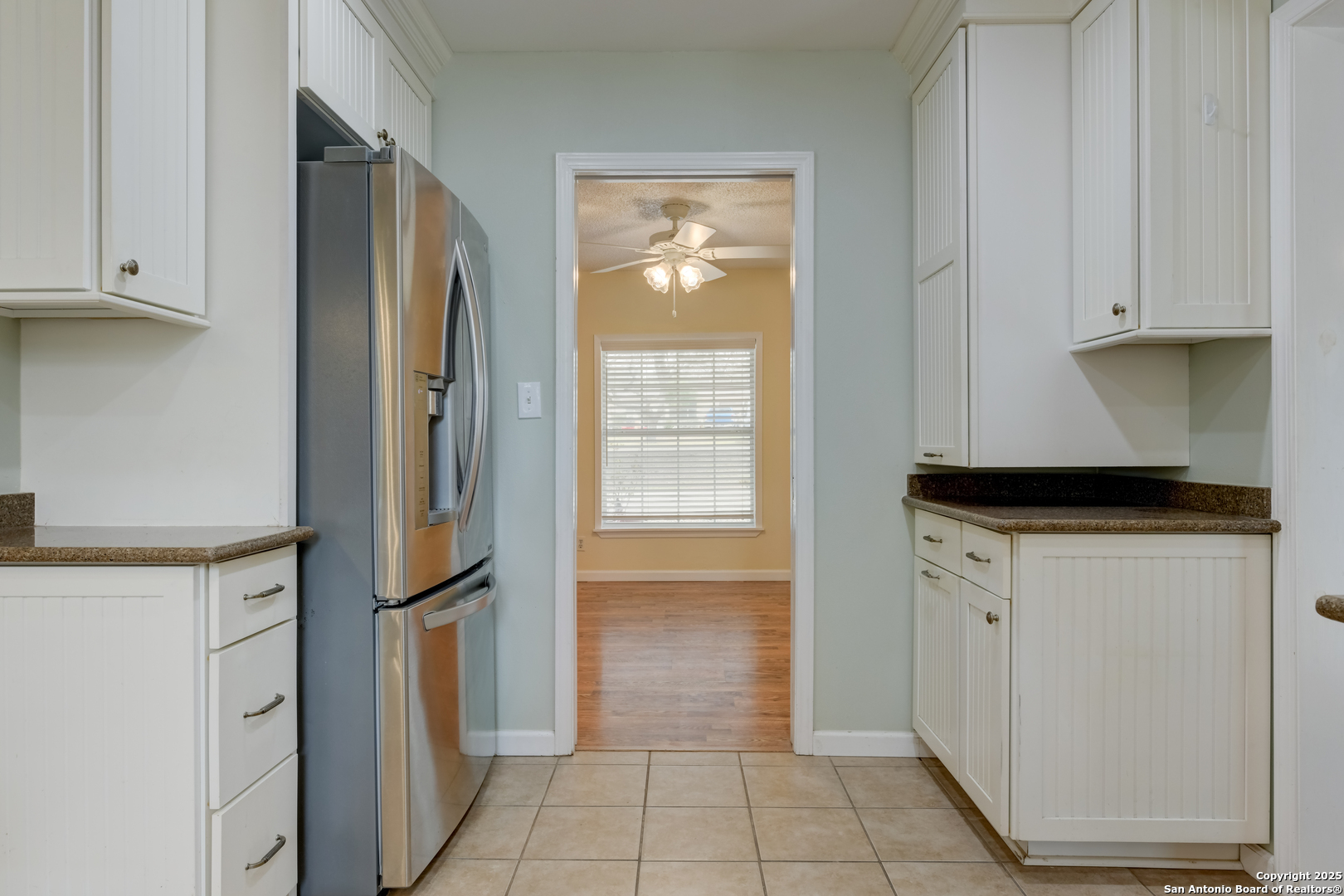 158 E ARROWHEAD DR