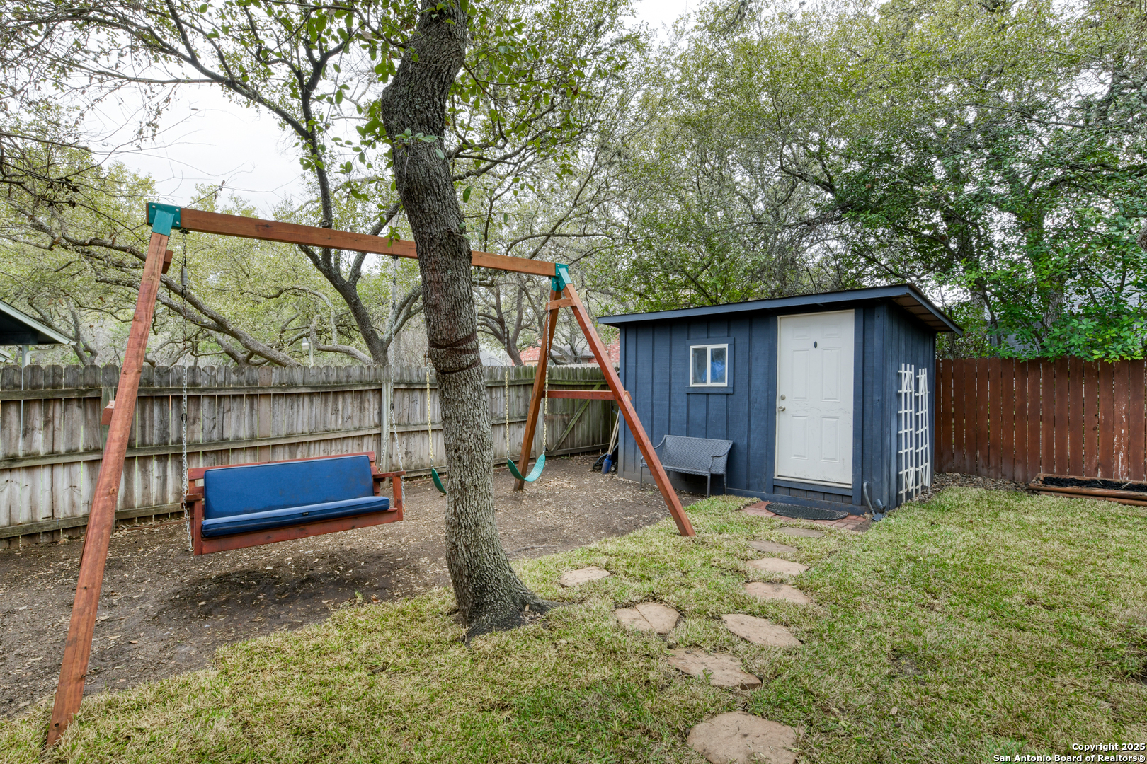 9295 RIDGE POST