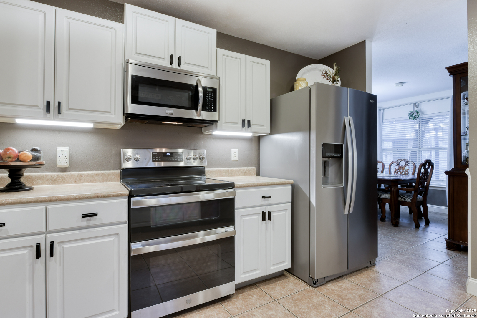 9295 RIDGE POST