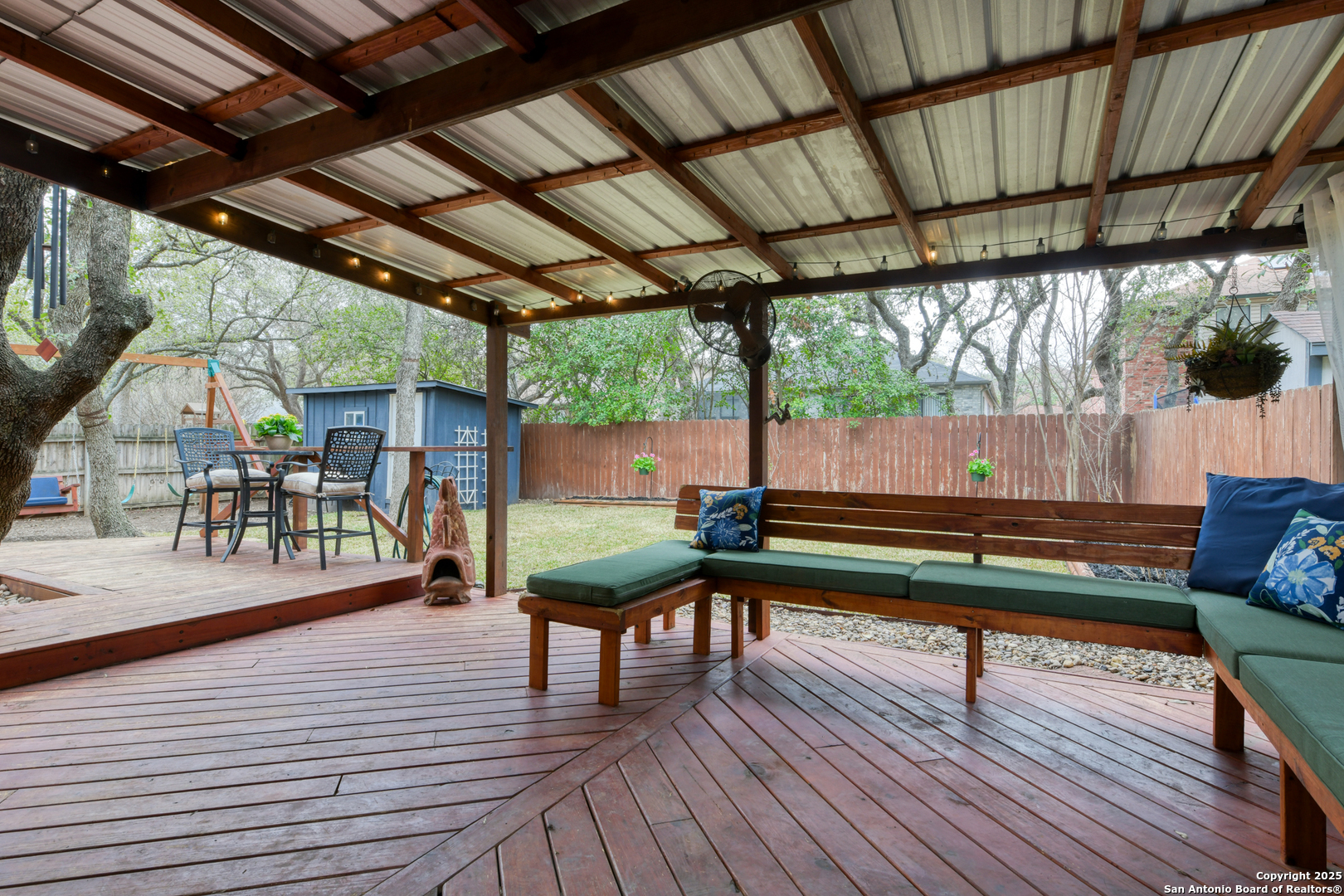 9295 RIDGE POST
