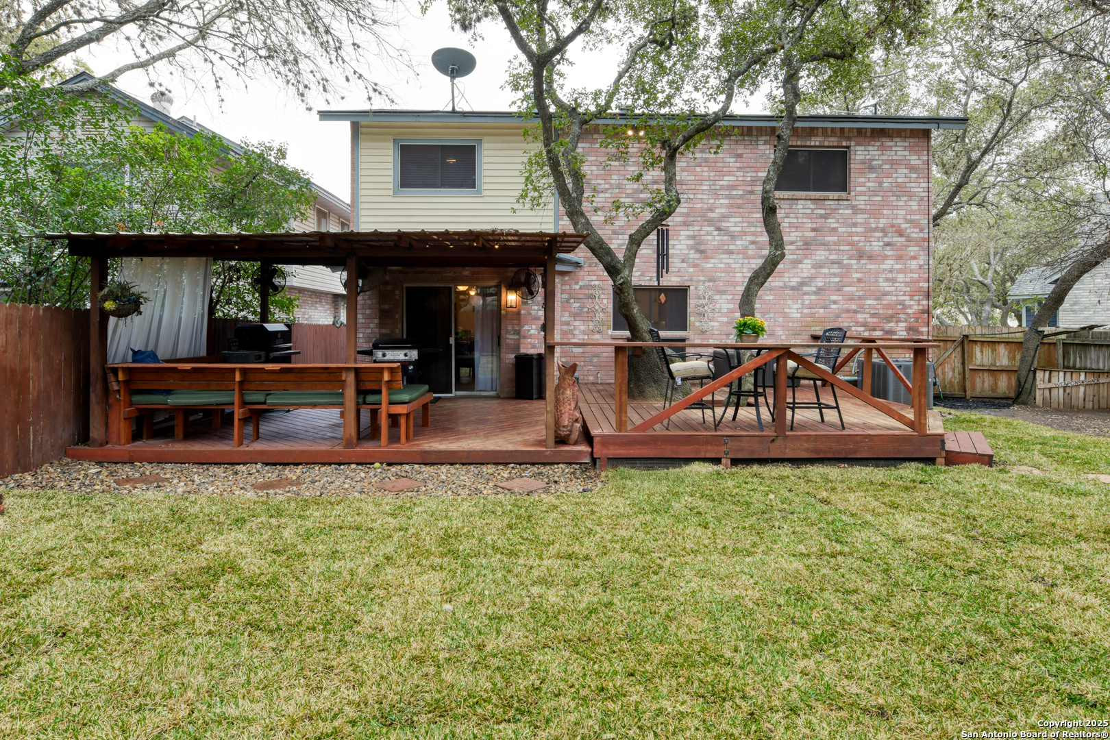 9295 RIDGE POST