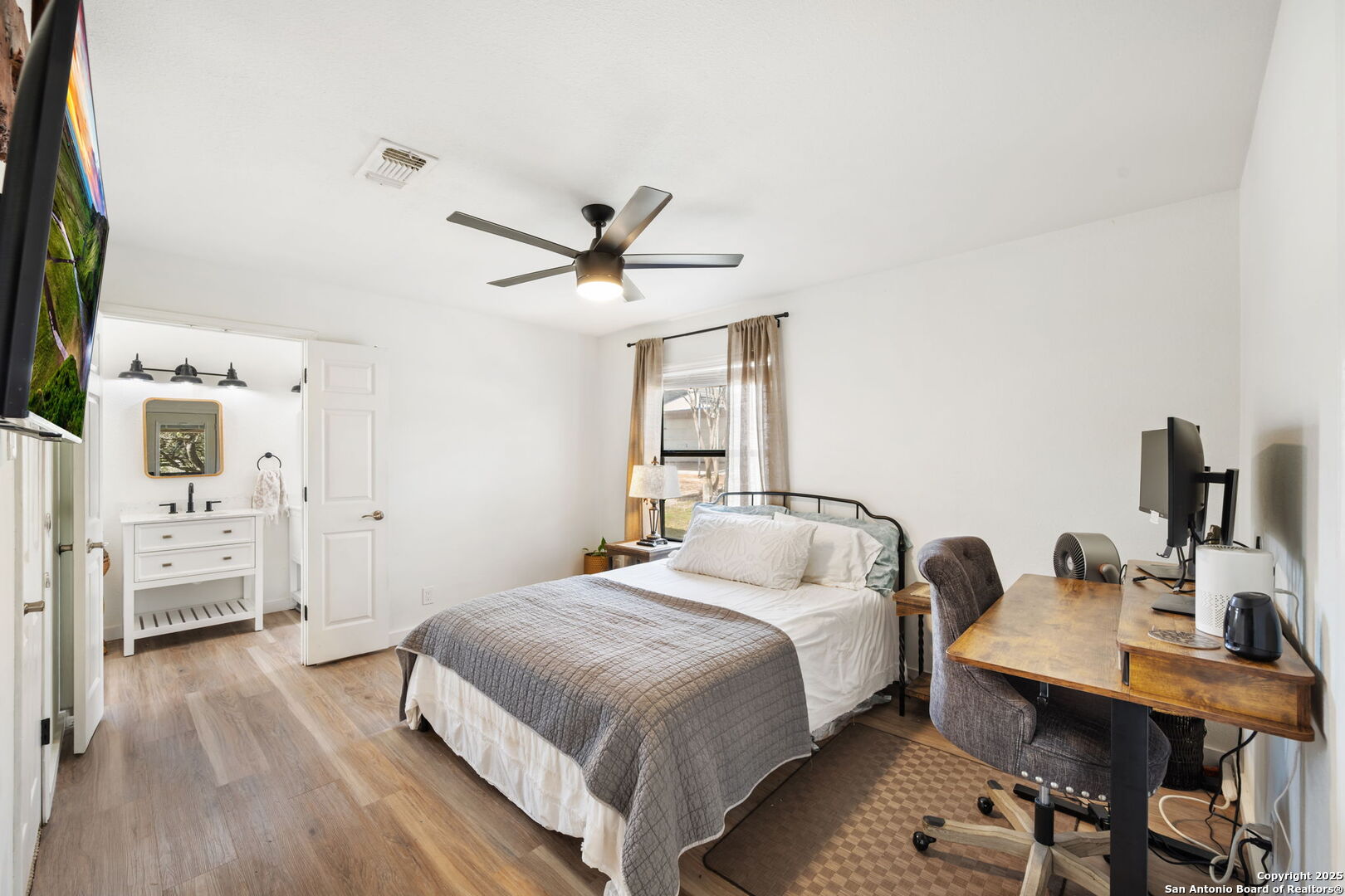 1134 Eagle Creek