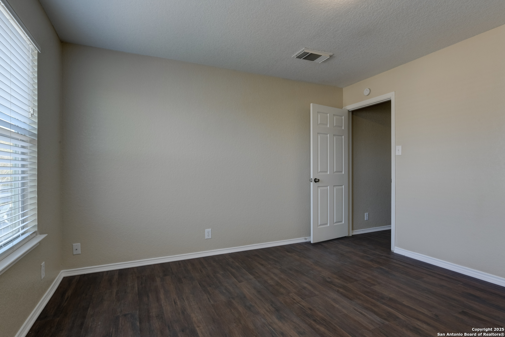 619 Gable Point