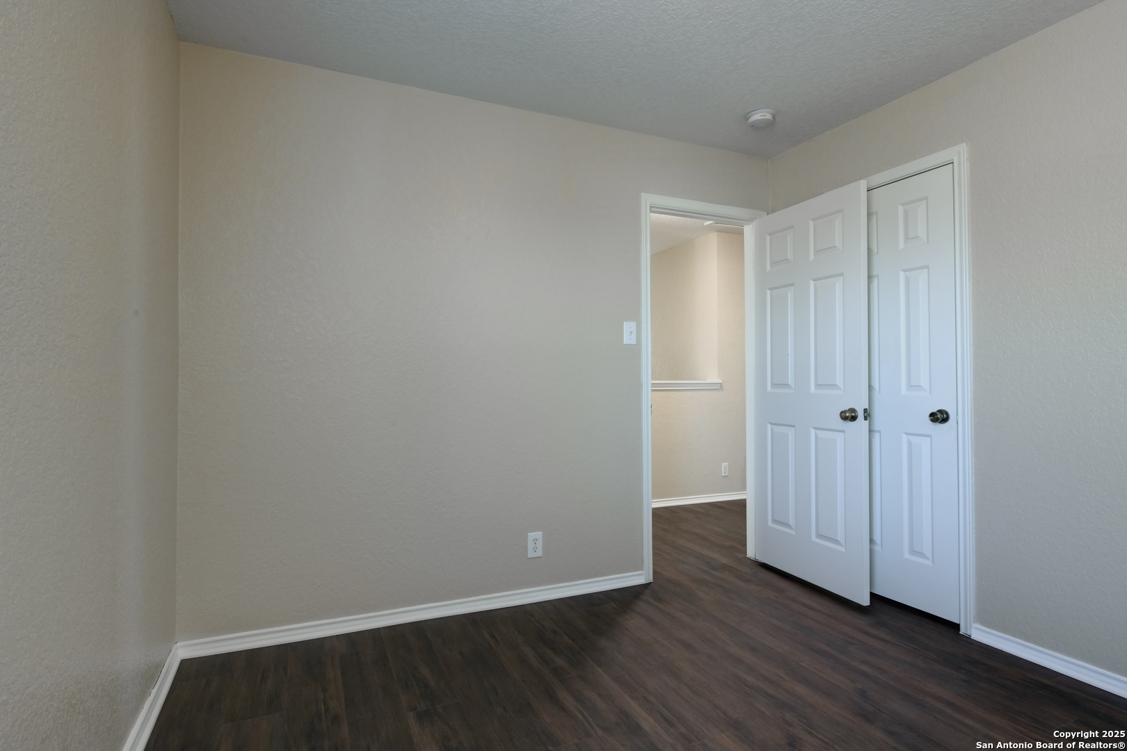 619 Gable Point