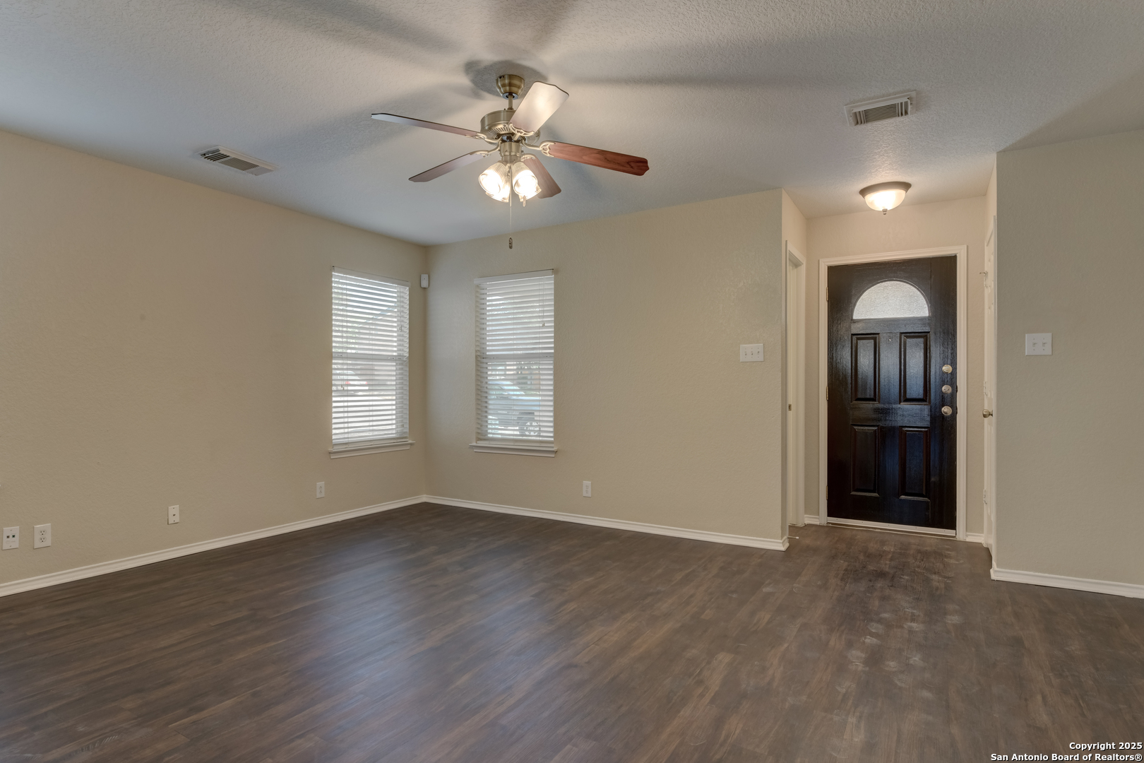 619 Gable Point