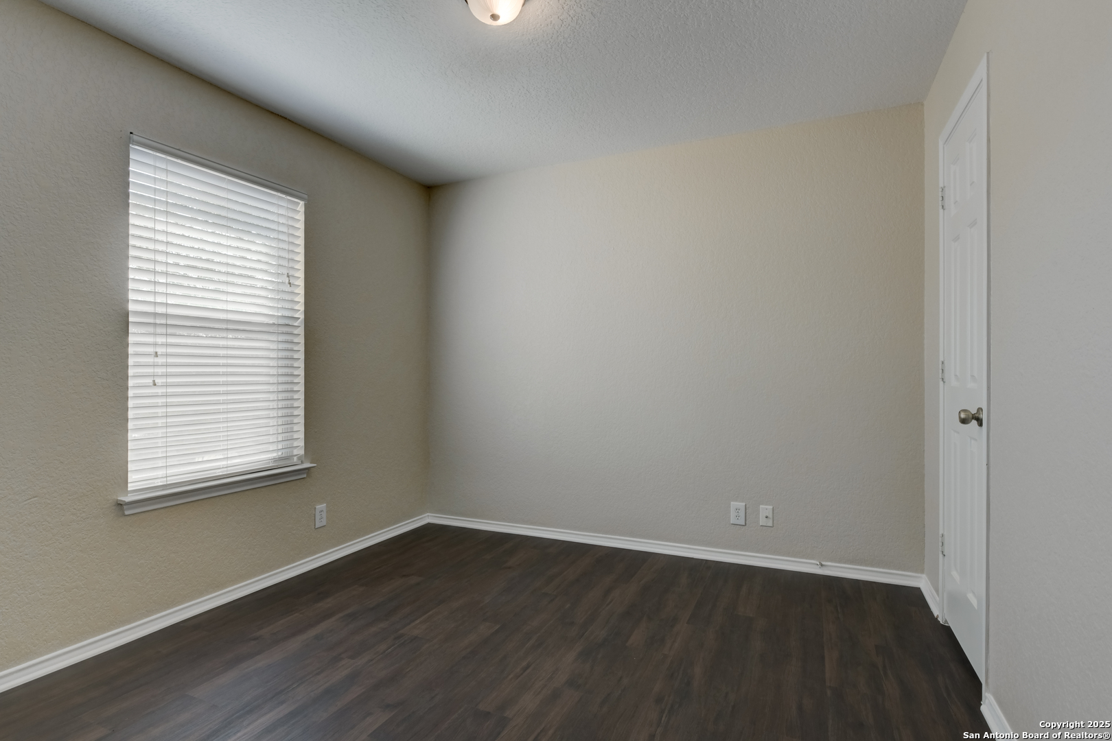 619 Gable Point